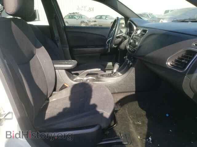 2012 CHRYSLER 200 - VIN: 1C3CCBBG1CN303570 - Фото 5