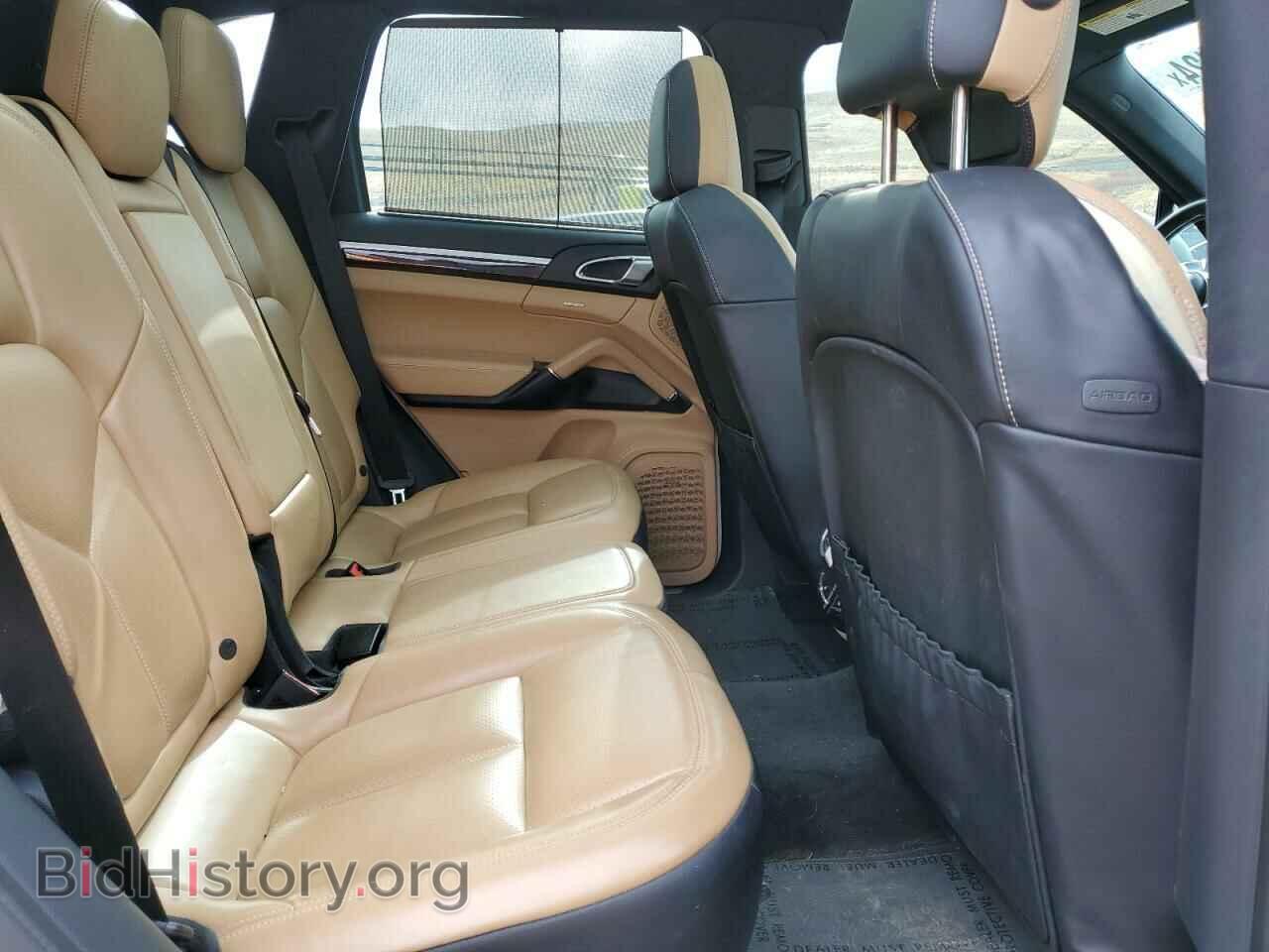 2017 PORSCHE CAYENNE - VIN: WP1AE2A23HLA75284 - Фото 10