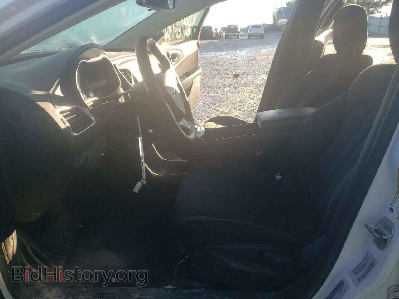 2016 CHRYSLER 200 - VIN: 1C3CCCFB8GN174110 - Фото 7