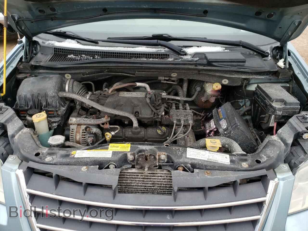 2008 CHRYSLER MINIVAN - VIN: 2A8HR54P28R635017 - Фото 7