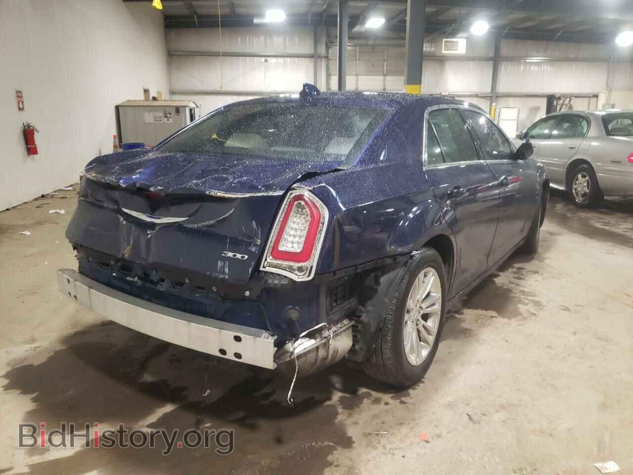 2017 CHRYSLER 300 - VIN: 2C3CCAAG7HH521637 - Фото 4