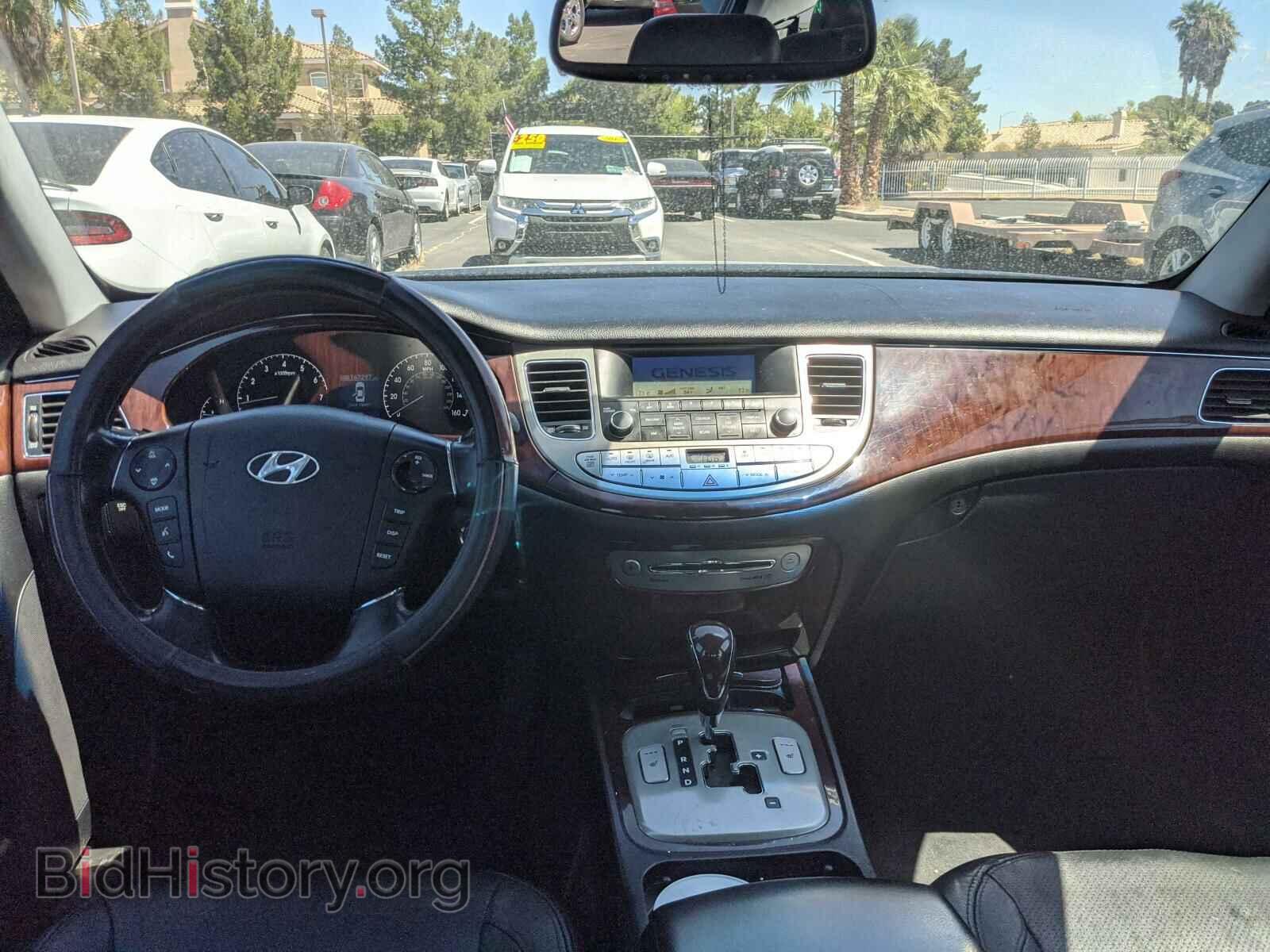 2011 HYUNDAI GENESIS - VIN: KMHGC4DEXBU137148 - Фото 9