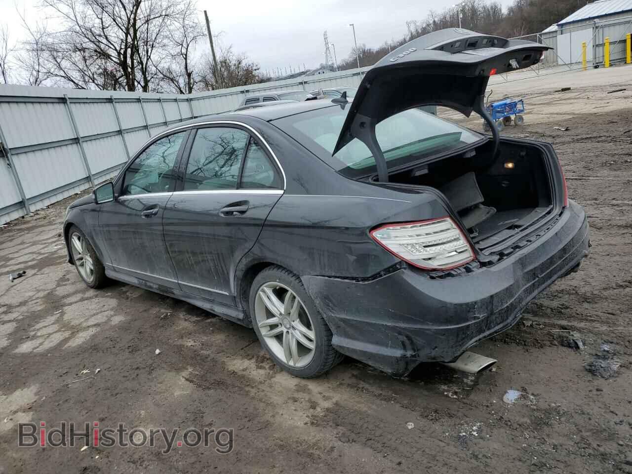 2012 MERCEDES-BENZ C-CLASS - VIN: WDDGF8BB4CF858797 - Фото 2