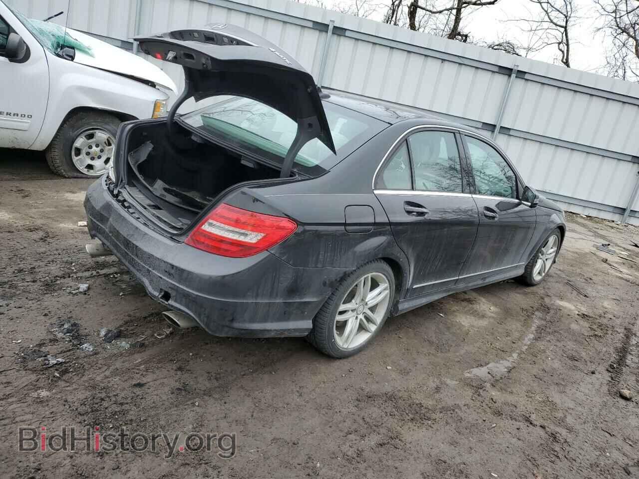 2012 MERCEDES-BENZ C-CLASS - VIN: WDDGF8BB4CF858797 - Фото 3