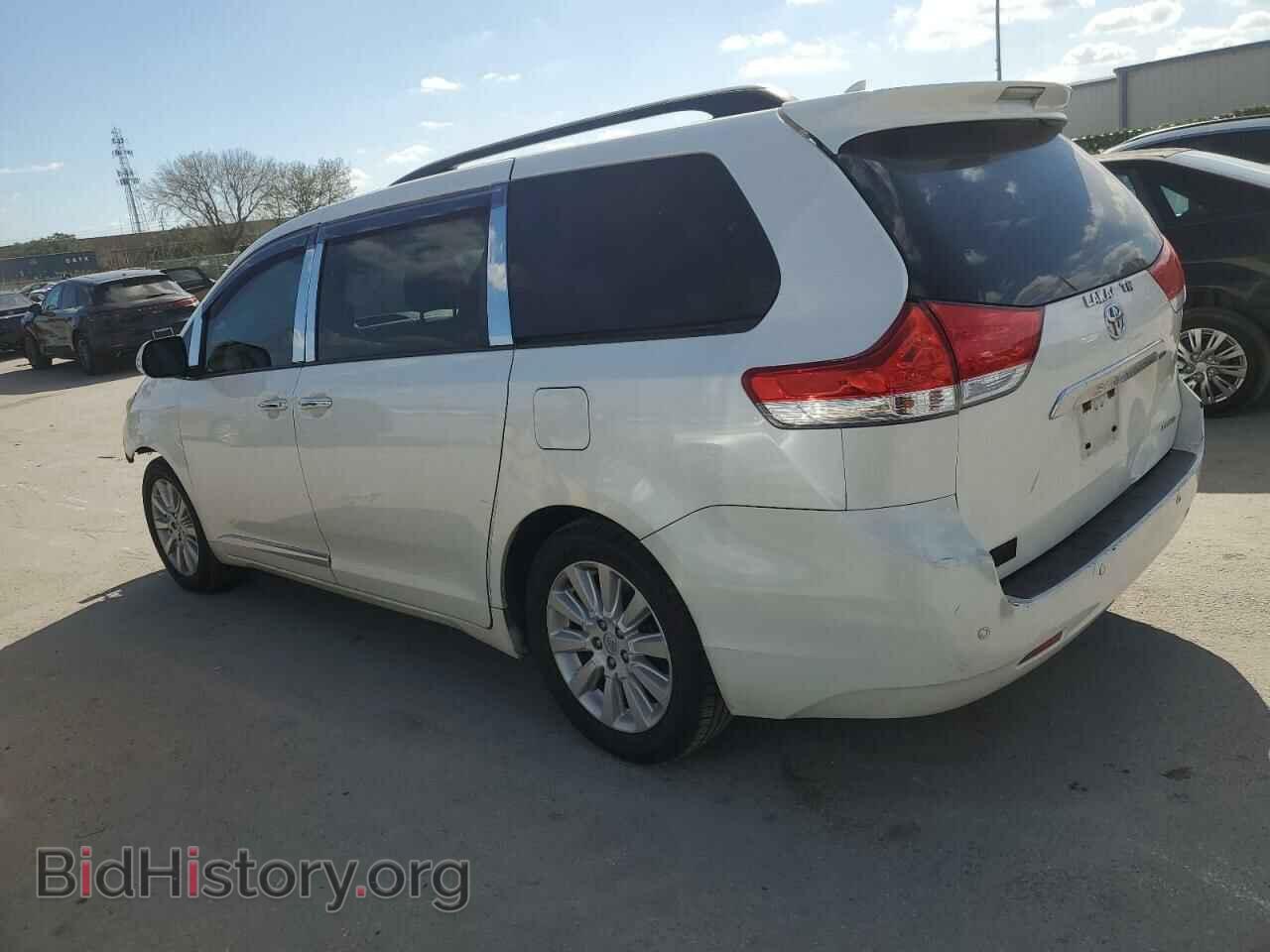 2013 TOYOTA All Models - VIN: 5TDYK3DC8DS355715 - Фото 2