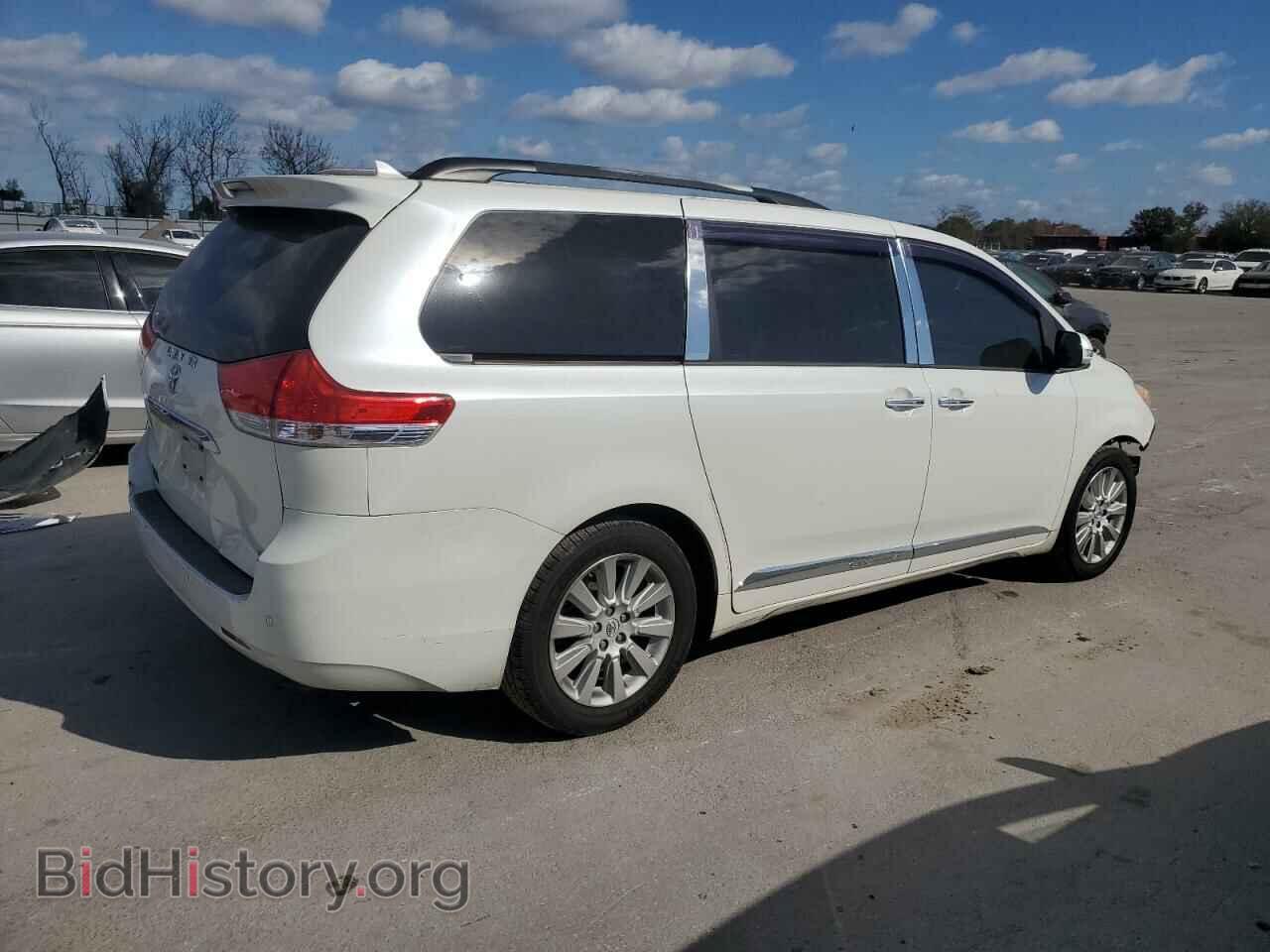 2013 TOYOTA All Models - VIN: 5TDYK3DC8DS355715 - Фото 3