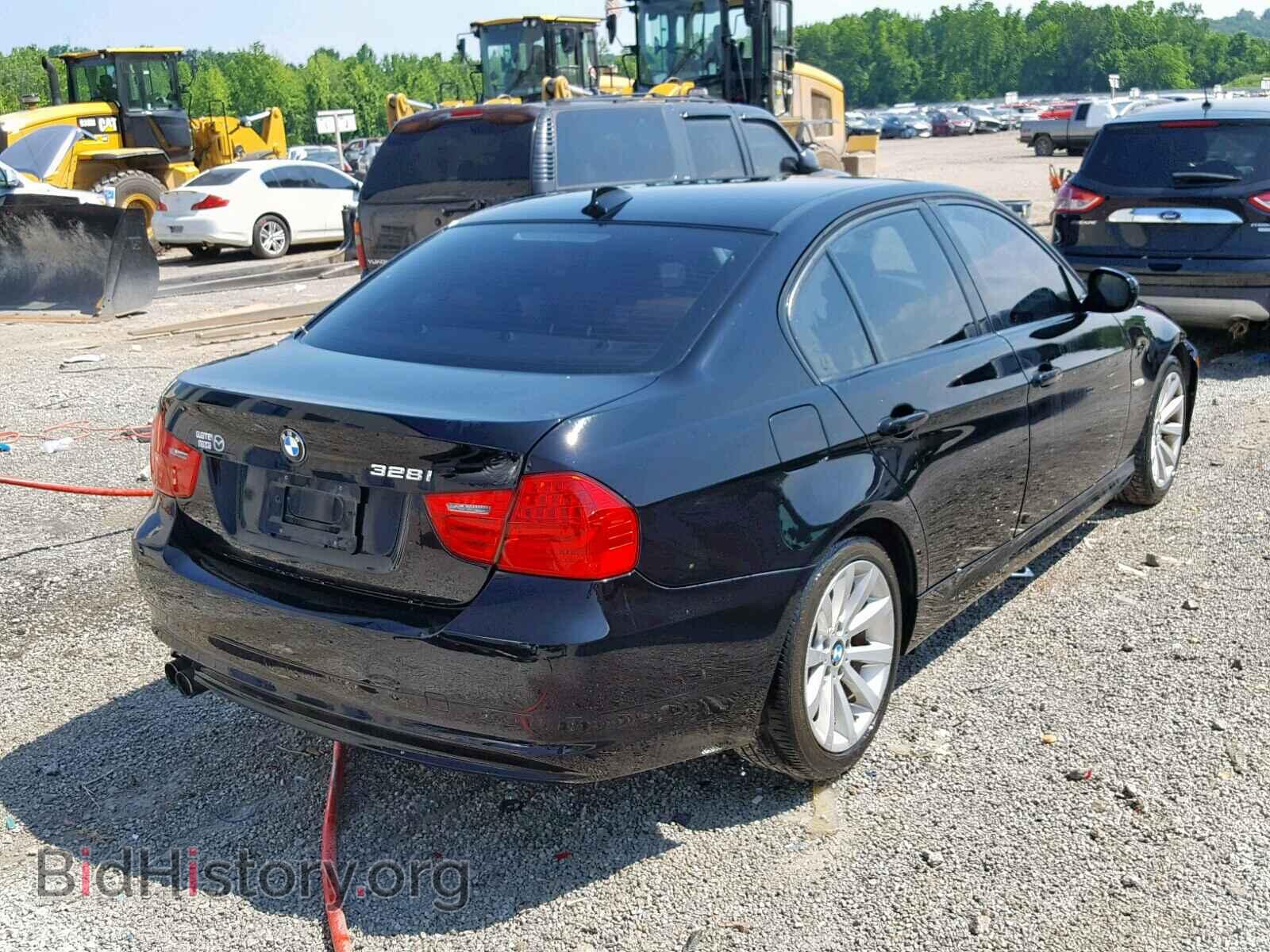 2011 BMW 328 I - VIN: WBAPH7C57BE676083 - Фото 4