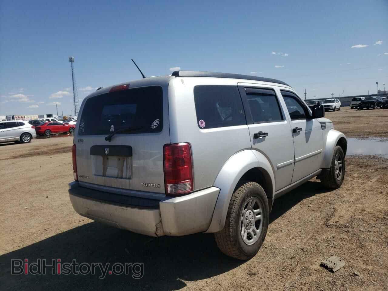 2011 DODGE NITRO - VIN: 1D4PT2GK3BW600359 - Photo 4