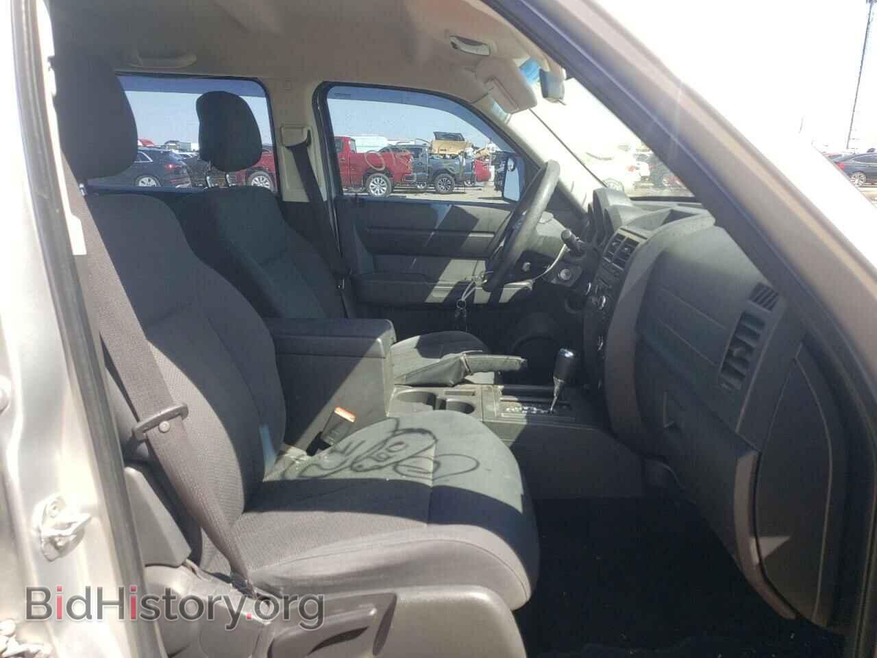 2011 DODGE NITRO - VIN: 1D4PT2GK3BW600359 - Photo 5