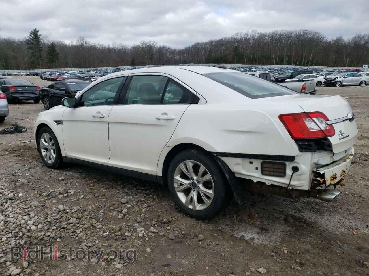 2011 FORD TAURUS - VIN: 1FAHP2EW2BG171243 - Photo 2