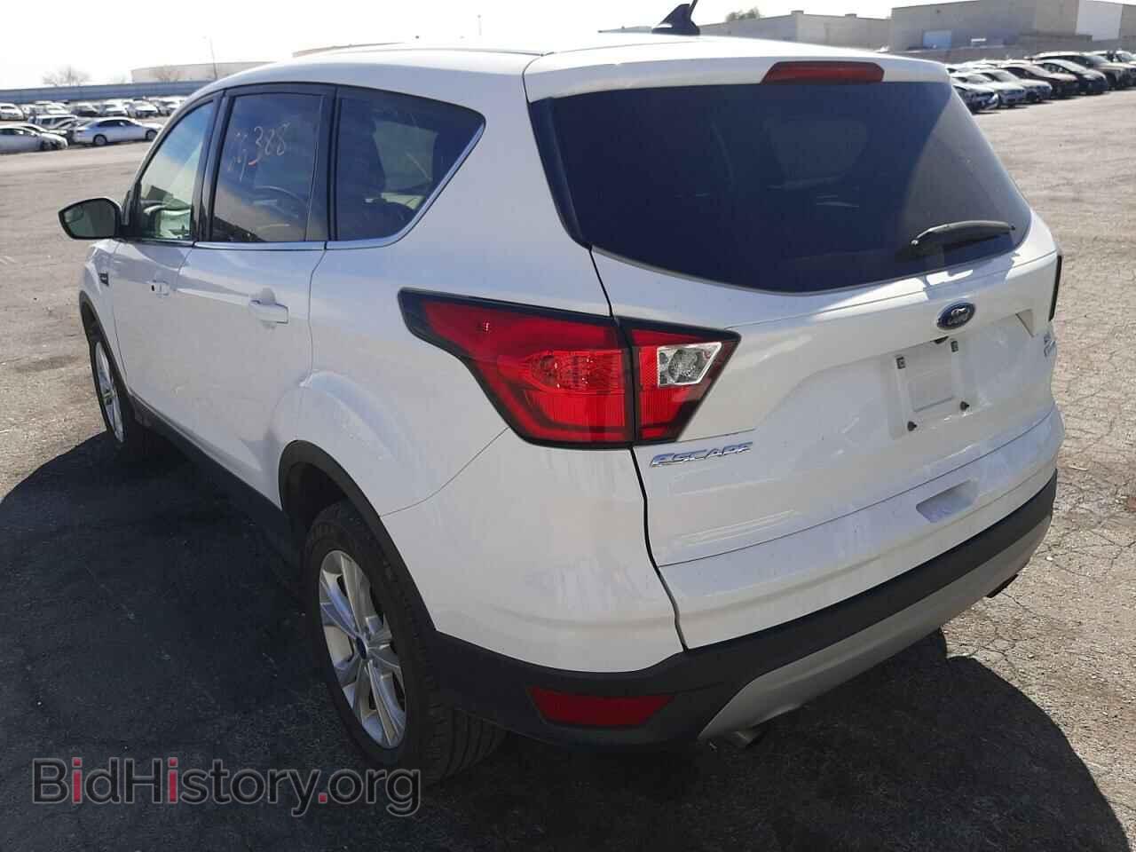 2019 FORD ESCAPE - VIN: 1FMCU9G98KUB33929 - Фото 3