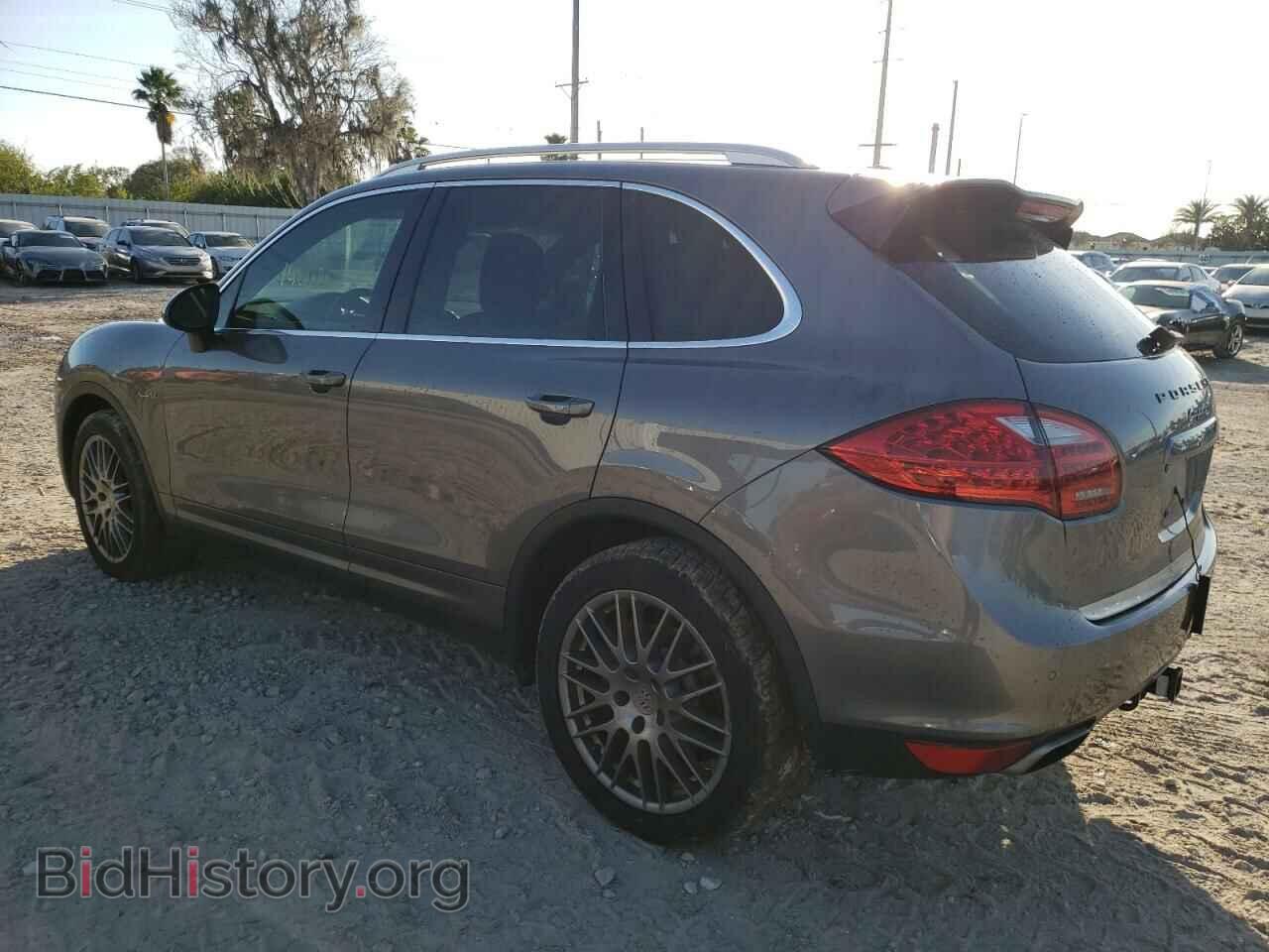 2011 PORSCHE CAYENNE - VIN: WP1AE2A21BLA92950 - Фото 2
