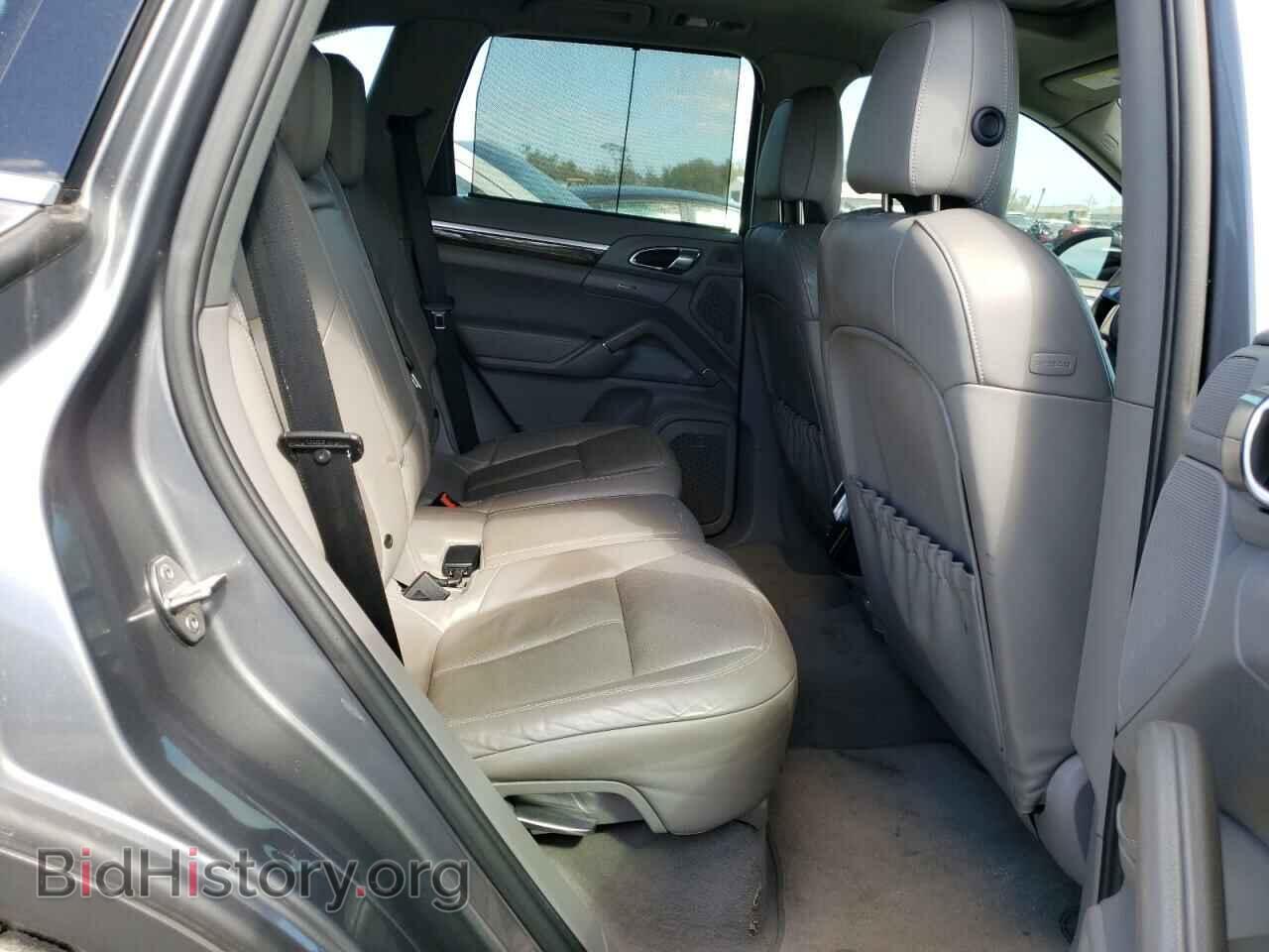 2011 PORSCHE CAYENNE - VIN: WP1AE2A21BLA92950 - Фото 11
