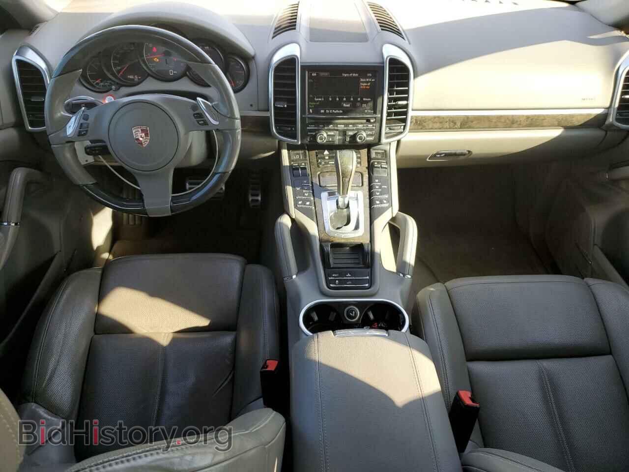 2011 PORSCHE CAYENNE - VIN: WP1AE2A21BLA92950 - Фото 8