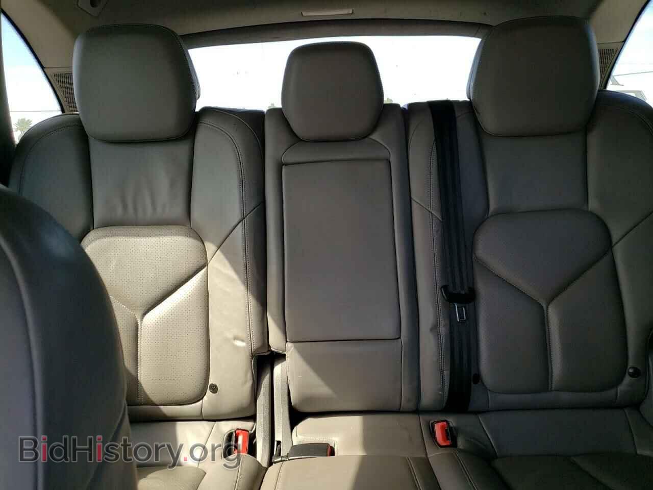 2011 PORSCHE CAYENNE - VIN: WP1AE2A21BLA92950 - Фото 10