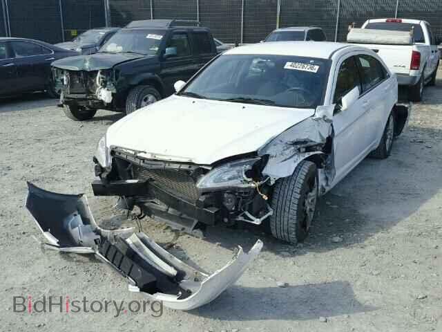 2013 CHRYSLER 200 - VIN: 1C3CCBABXDN686366 - Фото 2
