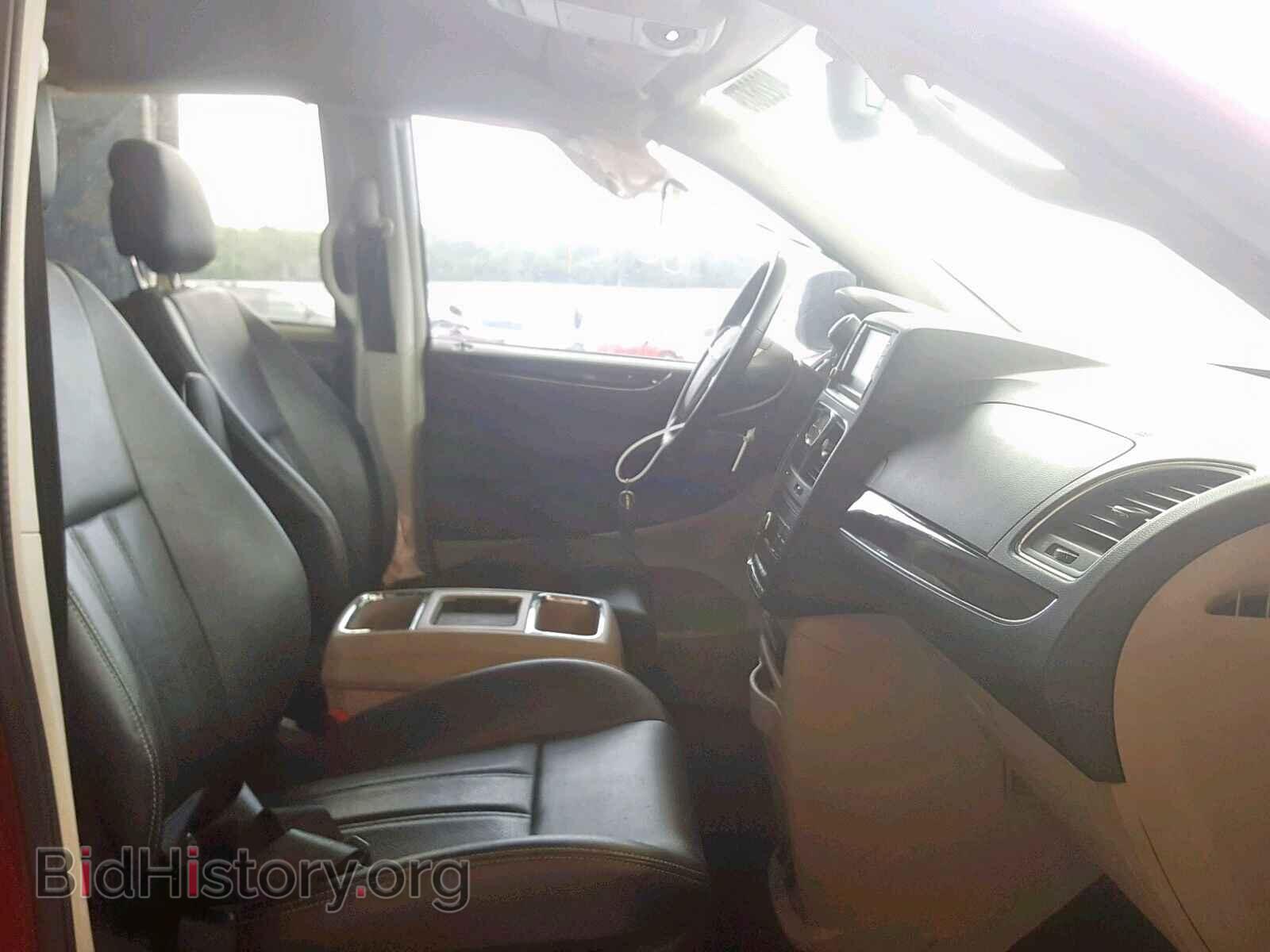2013 CHRYSLER TOWN & COU - VIN: 2C4RC1CG0DR801892 - Фото 5