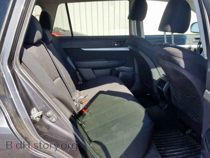 2011 Subaru OUTBACK 2. (VIN 4S4BRCBC2B3429497) — photo 6 of 10