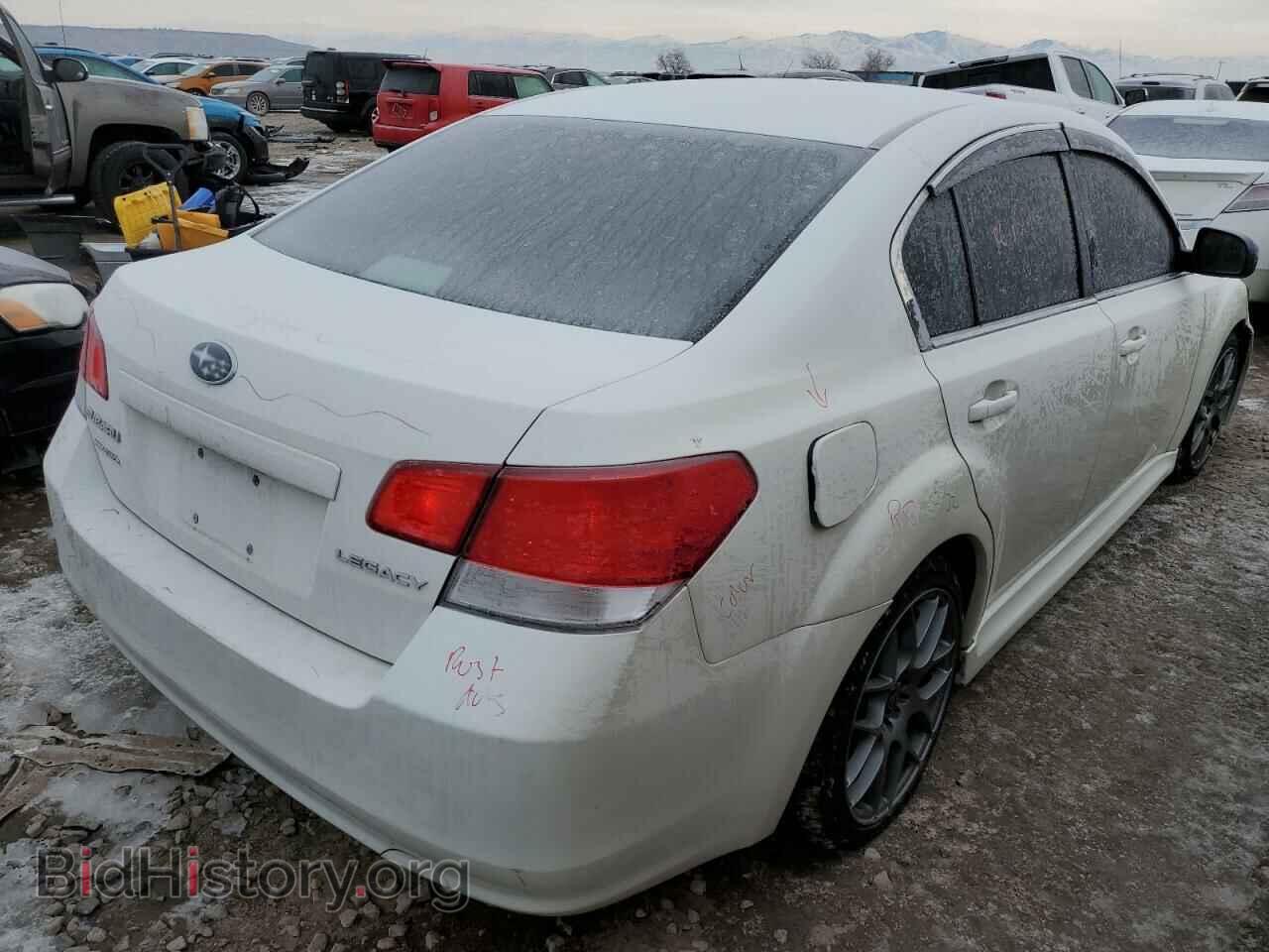 2011 SUBARU LEGACY - VIN: 4S3BMCA65B3218941 - Фото 3