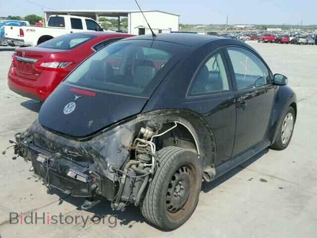 2010 VOLKSWAGEN BEETLE - VIN: 3VWPG3AG4AM016415 - Фото 4