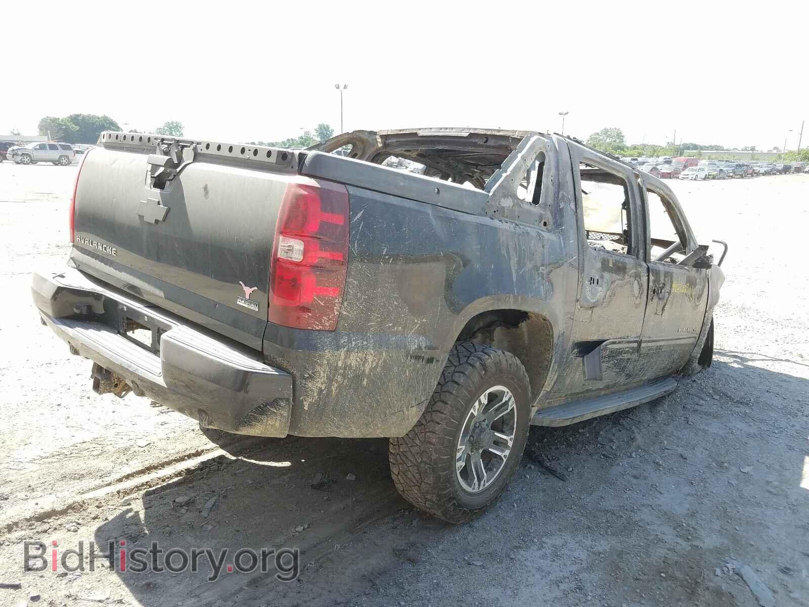2010 CHEVROLET AVALANCHE - VIN: 3GNNCFE00AG187592 - Фото 4