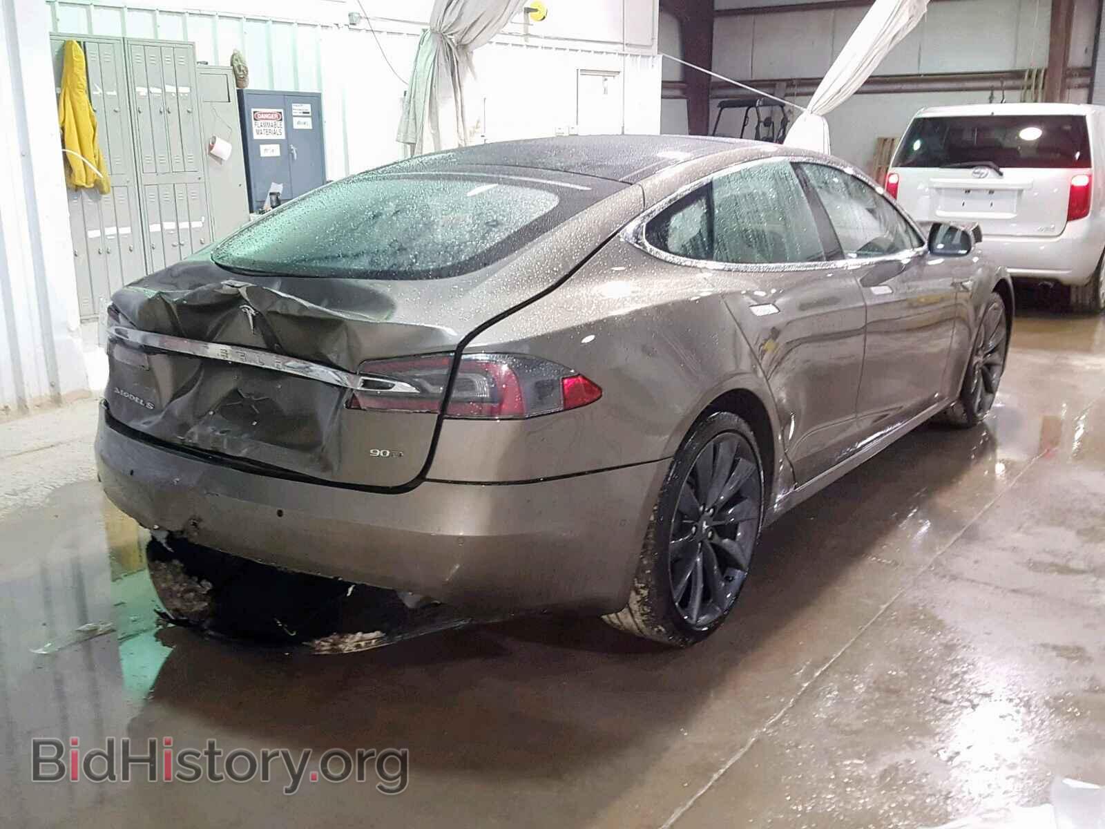 2016 TESLA MODEL S - VIN: 5YJSA1E28GF142260 - Photo 4