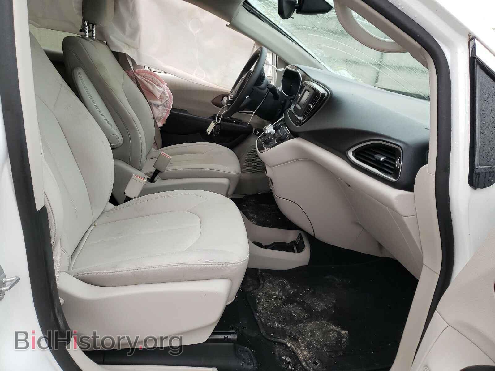 2017 CHRYSLER PACIFICA - VIN: 2C4RC1CG2HR502846 - Photo 5