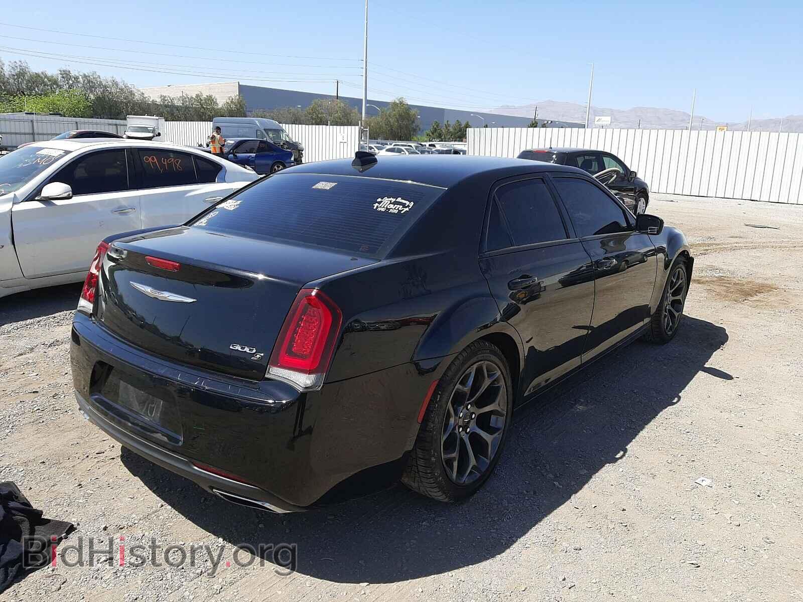 2016 CHRYSLER 300 - VIN: 2C3CCABG0GH229907 - Фото 4