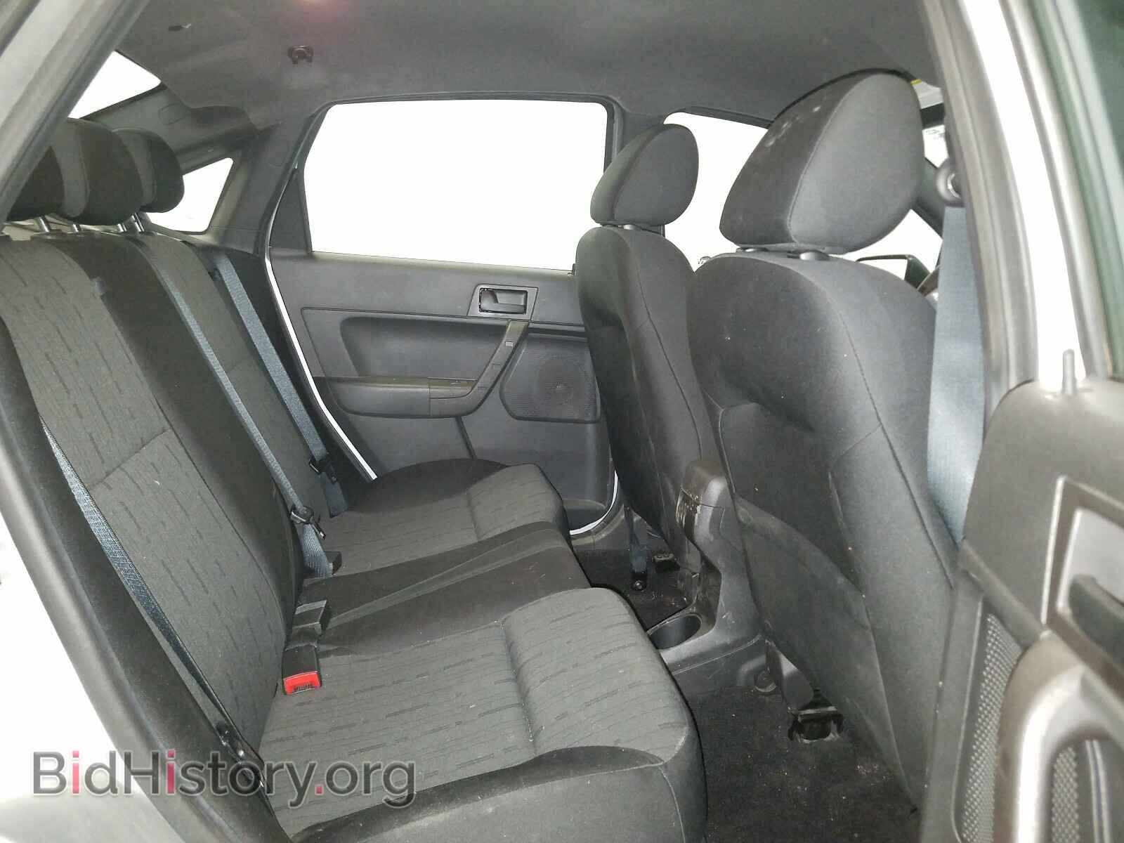 2011 FORD FOCUS - VIN: 1FAHP3FNXBW157592 - Photo 6