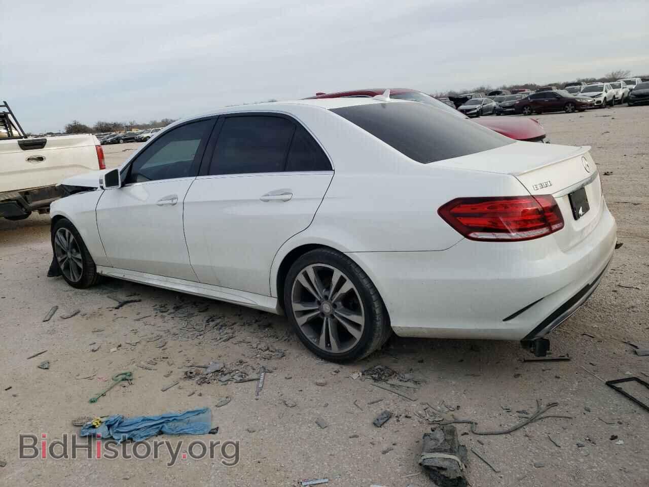 2014 MERCEDES-BENZ E-CLASS - VIN: WDDHF5KB3EB045187 - Фото 2