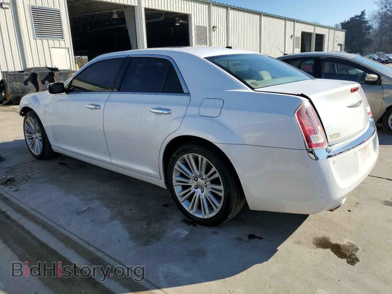 2014 CHRYSLER 300 - VIN: 2C3CCAEG2EH355064 - Фото 2