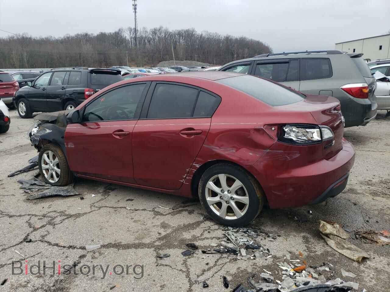 2011 MAZDA 3 - VIN: JM1BL1VF9B1399717 - Фото 2