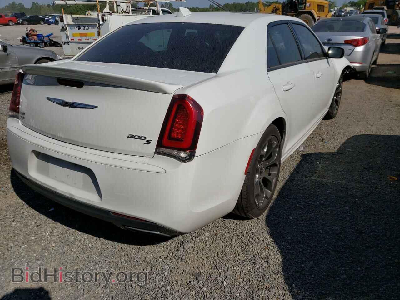 2017 CHRYSLER 300 - VIN: 2C3CCABG1HH646972 - Фото 4