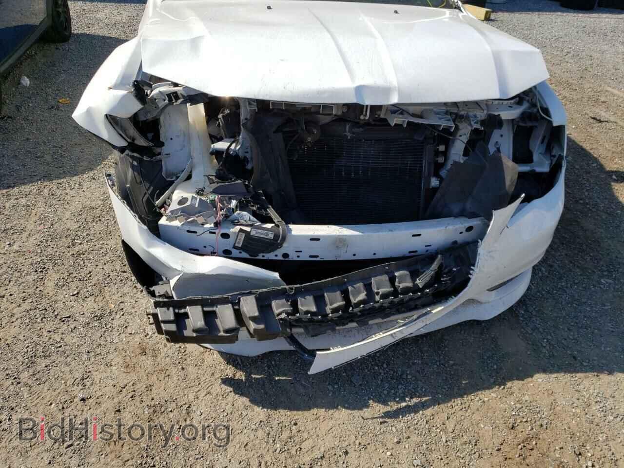 2017 CHRYSLER 300 - VIN: 2C3CCABG1HH646972 - Фото 9