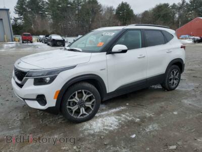 2021 Kia SELTOS EX, white — VIN KNDERCAA8M7186064, Copart