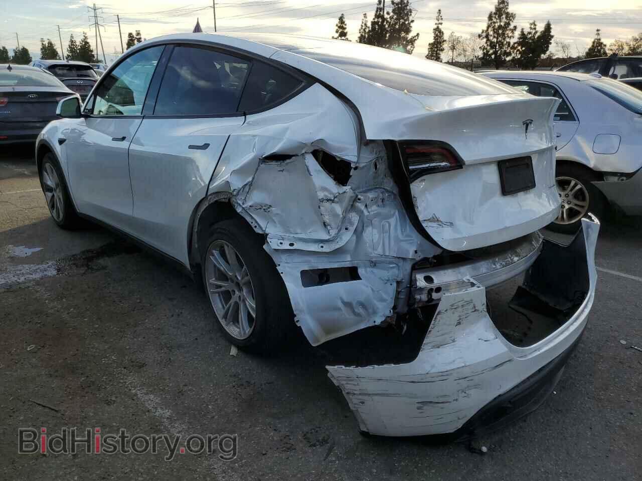 2021 TESLA MODEL Y - VIN: 5YJYGDEE5MF094250 - Photo 2