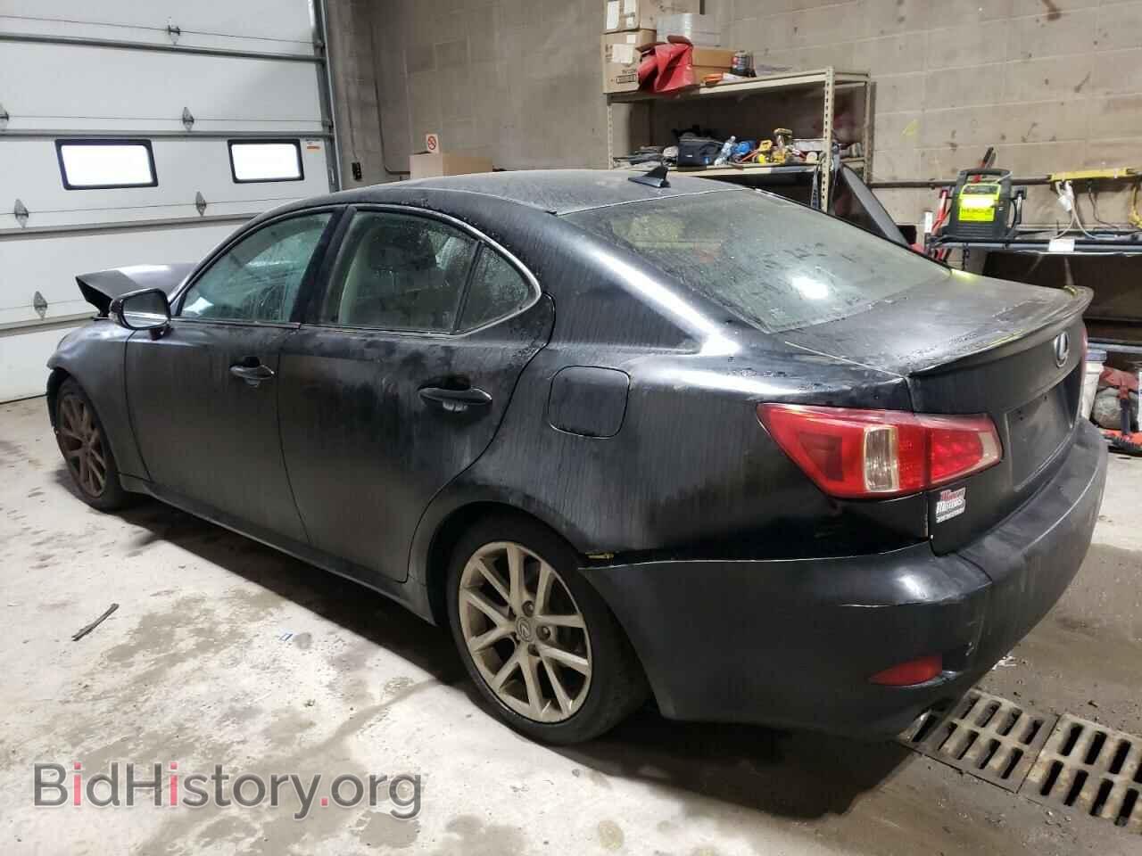 2011 LEXUS IS - VIN: JTHCF5C2XB5046476 - Photo 2
