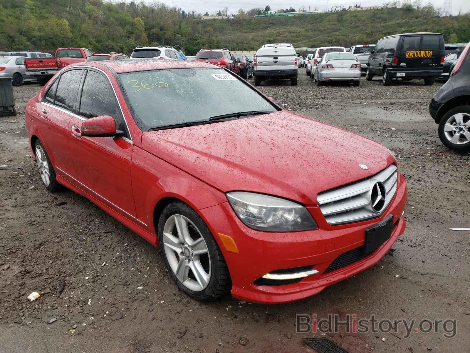 Photo WDDGF5EB5BA421428 - MERCEDES-BENZ C CLASS 2011