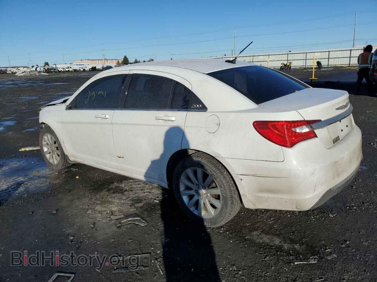 2012 CHRYSLER 200 - VIN: 1C3CCBBB3CN126749 - Фото 2