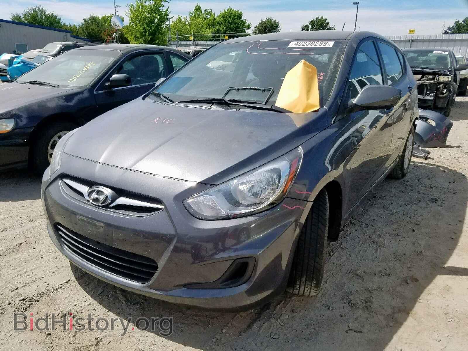 2013 HYUNDAI ACCENT - VIN: KMHCT5AE0DU066053 - Фото 2