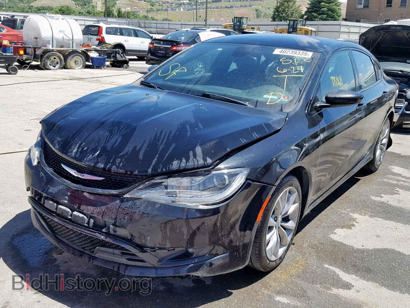 2016 CHRYSLER 200 - VIN: 1C3CCCBBXGN133760 - Фото 2
