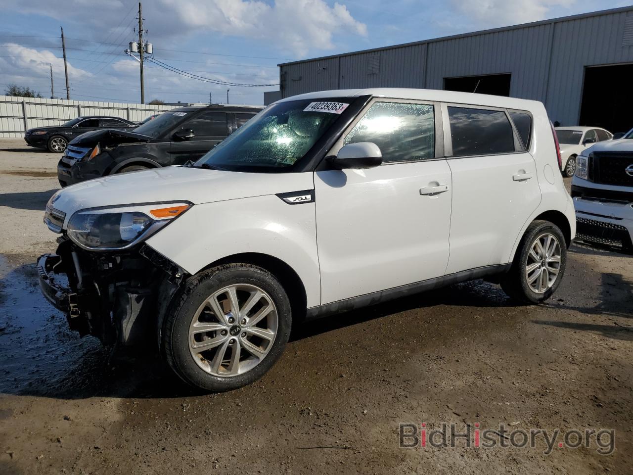 Photo KNDJP3A5XJ7560998 - KIA SOUL 2018