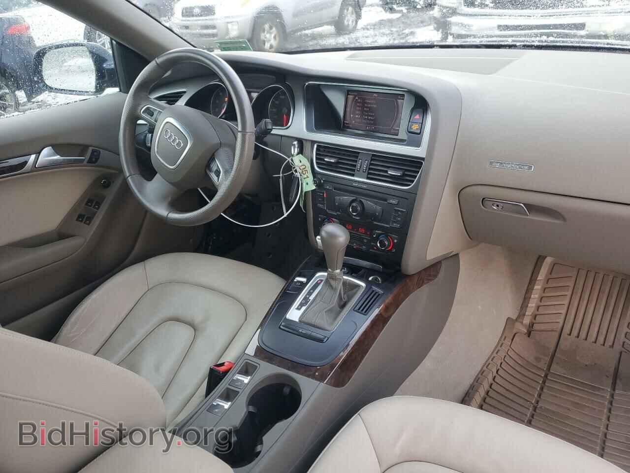 2011 AUDI A5 - VIN: WAULFAFH4BN011780 - Фото 8