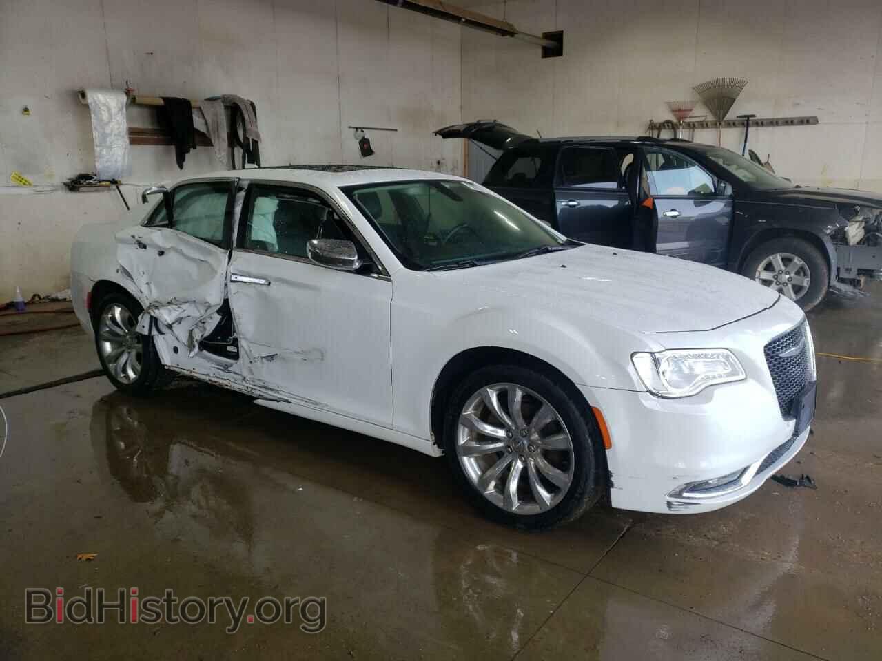 2017 CHRYSLER 300 - VIN: 2C3CCAEG3HH667849 - Фото 4