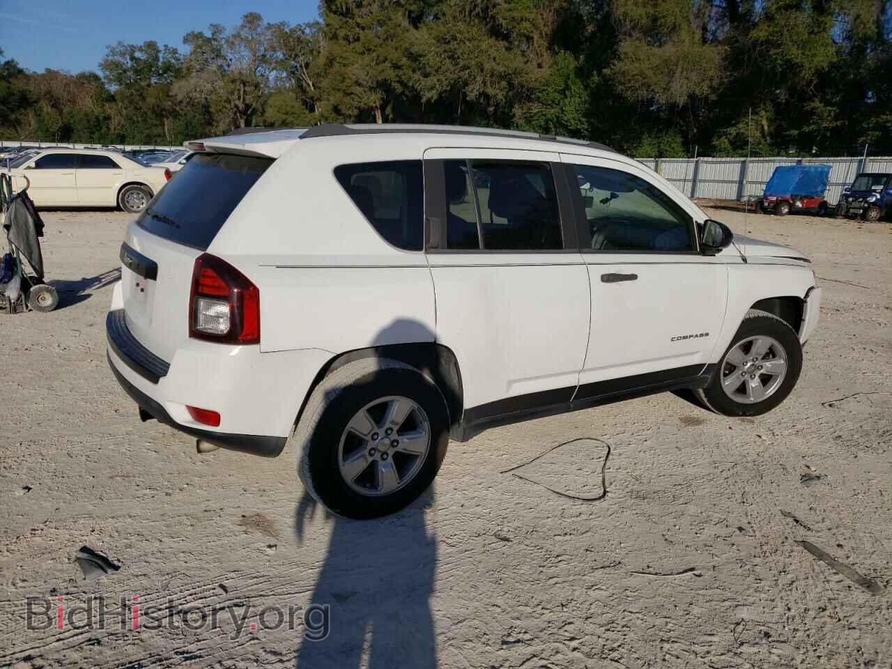 2015 JEEP COMPASS - VIN: 1C4NJCBAXFD418772 - Photo 3