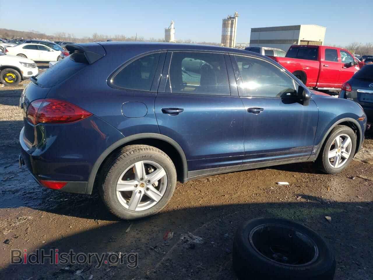 2011 PORSCHE CAYENNE - VIN: WP1AB2A26BLA44238 - Фото 3