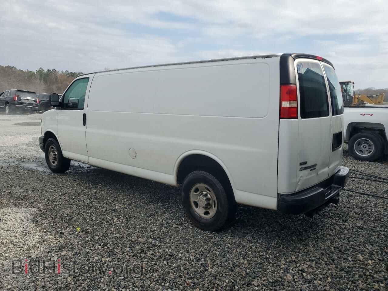 2012 CHEVROLET EXPRESS - VIN: 1GCWGGCA3C1102975 - Фото 2