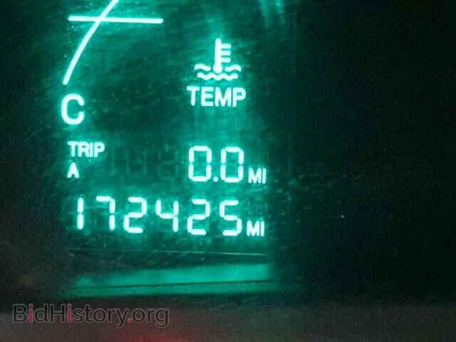 2001 CADILLAC DEVILLE - VIN: 1G6KD54YX1U205557 - Photo 8