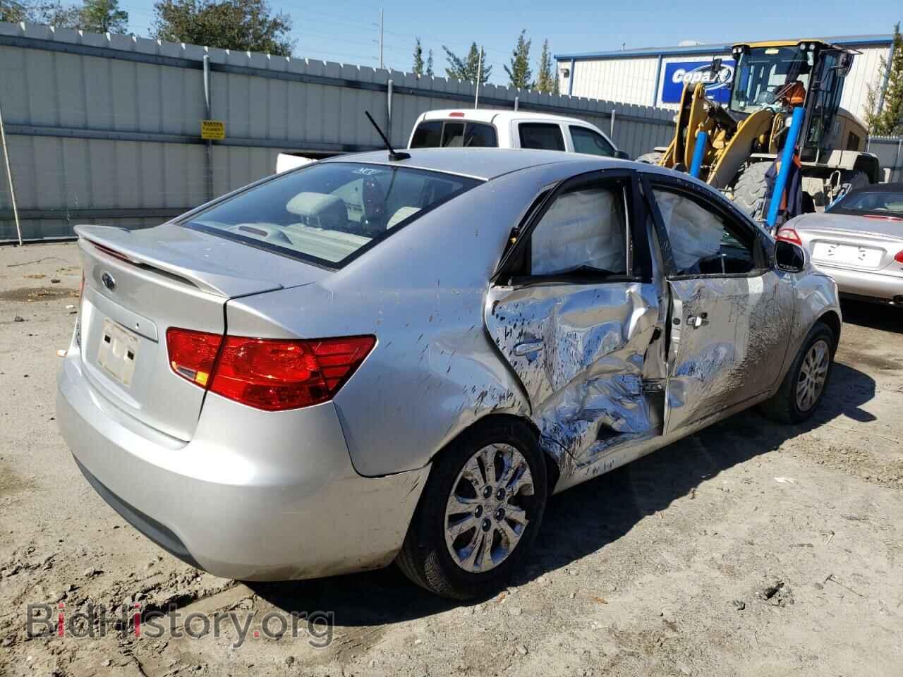 2013 KIA FORTE - VIN: KNAFT4A2XD5724700 - Фото 3