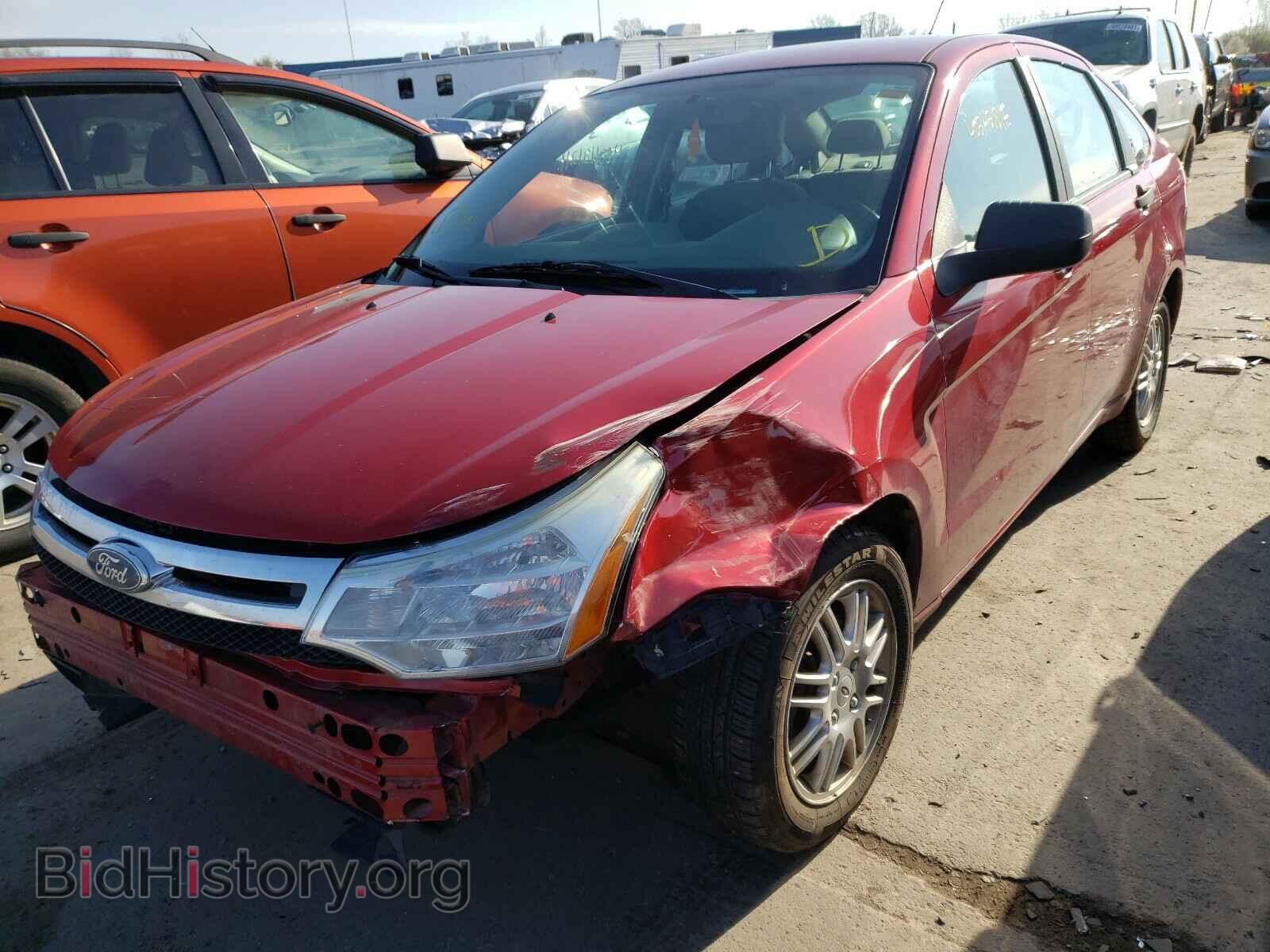 2011 FORD FOCUS - VIN: 1FAHP3FN9BW189062 - Photo 2